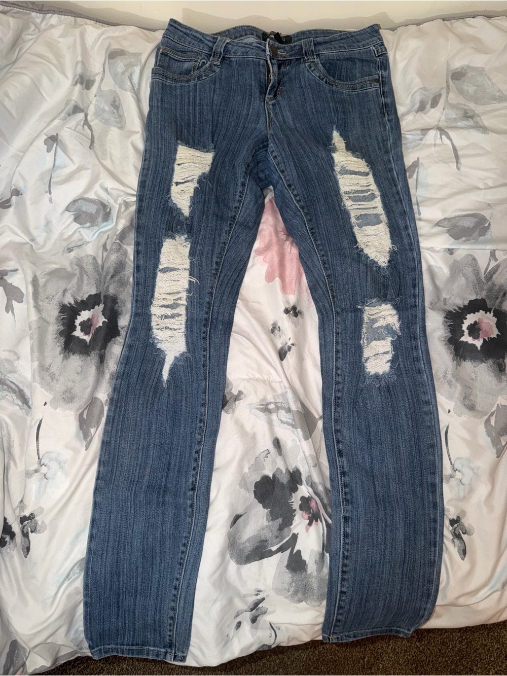 Forever 21 Distressed Dark Blue Skinny Jeans
